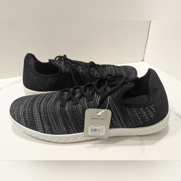 NWT George memory foam black white slip-on knit shoes walking sneakers size 13 - Picture 1 of 11